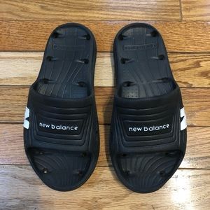 Boys’ kids’ New Balance sandals slides youth 3